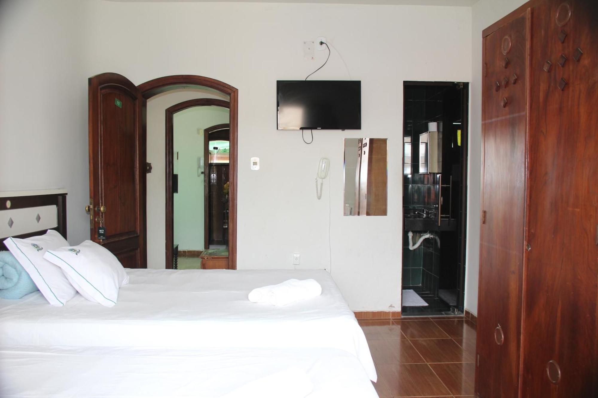 אפארסידה Hotel Chale Sao Jorge מראה חיצוני תמונה